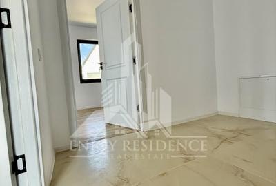 Duplex cu 3 camere cu Canalizare în Central - 4