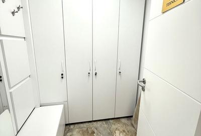 Spațiu comercial, de 80 mp, în Central - 3