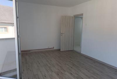 Hortensiei, 3 camere, decom., - 3