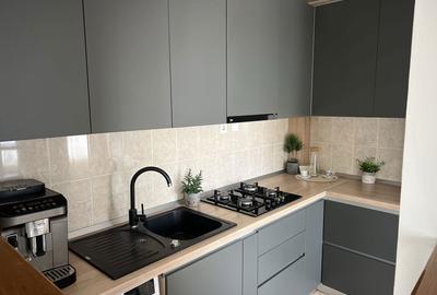 Apartament cu 3 camere semidecomandat în Ultracentral