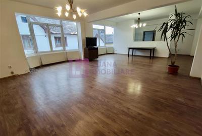 Casă cu 7 camere cu Teren 1540 Mp în Turnișor - 2