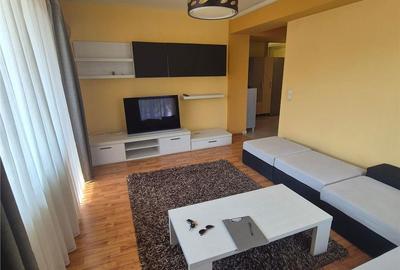 Apartament cu 3 camere decomandat în Central - 2