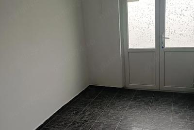 Apartament cu 4 camere decomandat în Techirghiol - 2