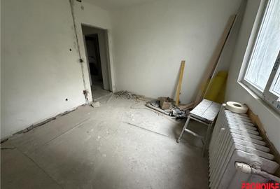 Apartament cu 3 camere decomandat în Orizont - 10