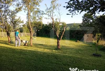 Teren de 661 mp, în Central - 10