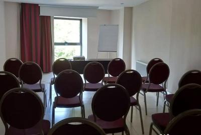 Spațiu comercial, de 3,700 mp, în Unirii - 7