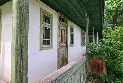 Teren (2000mp) - Casă istorică cu cerdac - Livadă - Intravilan Teren (2000mp) - Casă istorică cu cerdac - Livadă - Intravilan - 18