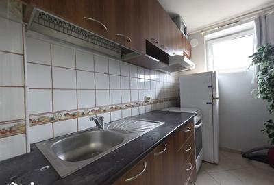 Apartament cu 3 camere semidecomandat în Centrul Civic - 2