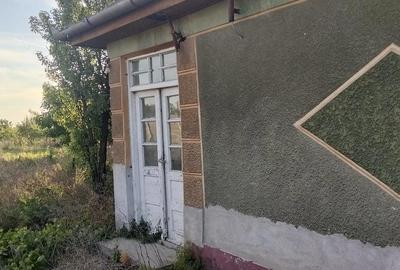 Casă cu 3 camere cu Teren 2500 Mp în Mădăras - 1