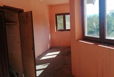 Casă cu 3 camere în Vidra - 3