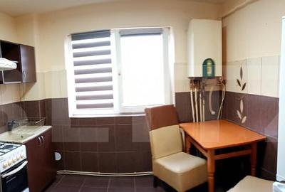 Apartament cu 2 camere semidecomandat, mobilat în Simeria - 2