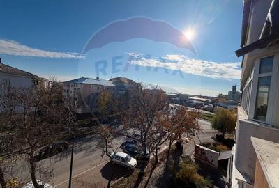 Apartament cu 3 camere decomandat în Gară - 16