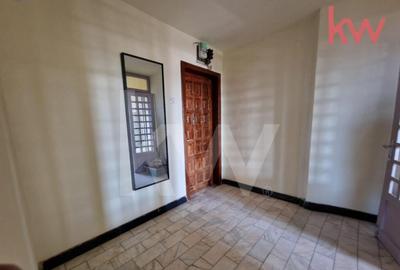 Central 3 camere cu vedere superba - 9