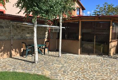 Casă cu 6 camere în Curtea de Argeș - 1