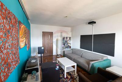 Apartament cu 5 camere de vânzare în zona Cetate - 2