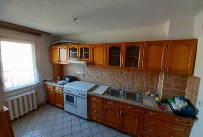 Apartament cu 4 camere decomandat, mobilat în Independenței - 2