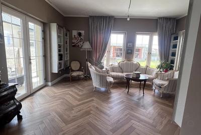 Casă cu Teren 800 Mp în Sânmartin - 4