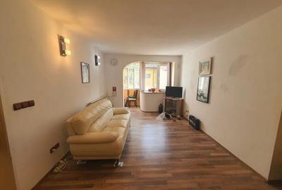 Apartament cu 2 camere semidecomandat, mobilat în Titan - 2