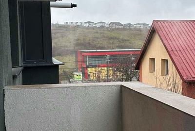 Garsonieră decomandată în Bucium - 8