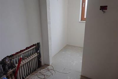 Casă cu 20 camere cu Canalizare în Central - 8