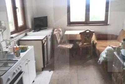 Casă cu 5 camere cu Teren 1400 Mp în Dorohoi - 1