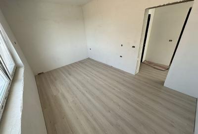 Apartament cu 2 camere decomandat în Freidorf - 2
