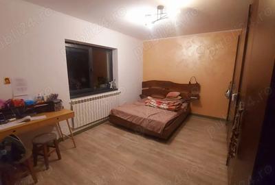 Casă cu 3 camere în Central - 1