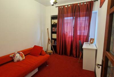 Zona Dacia, 3 camere decomandate, suprafata 72mp - 6