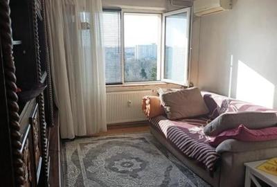 Apartament cu 3 camere în Obor