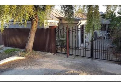 Casa la pre? de garsoniera-Gole?ti - 1