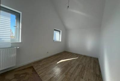 Liziera de Lac !!! Casa cocheta !!! Ansamblu privat cu multe facilitati !!! - 12