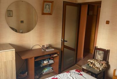 Apartament cu 3 camere decomandat în Obor - 2