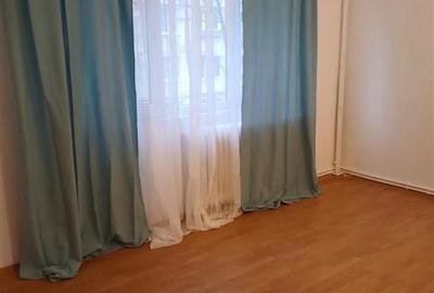 Apartament cu 3 camere semidecomandat în Tătărași - 3