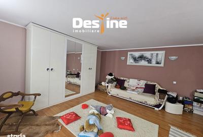 Casă cu 5 camere decomandat cu Teren 7200 Mp în Probota - 14