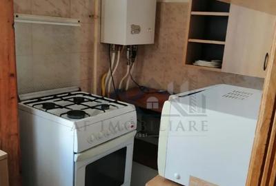 Chirie pentru o camera in apartament de trei camere zona Arcu - Gara - exclus ag - 6