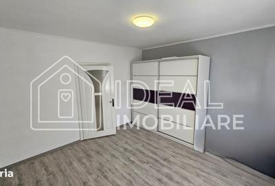 Casă cu 3 camere cu Canalizare în Central - 1