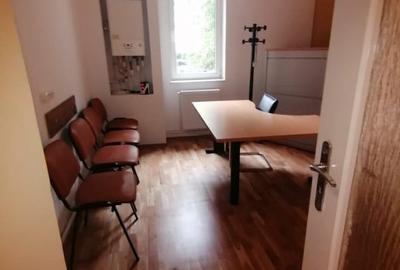 Cazino - Hotel Palace, spatiu ideal birouri, 90 mp., 5 camere. - 10