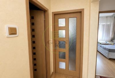 Apartament cu 4 camere decomandat, mobilat în Craiovița Nouă - 10
