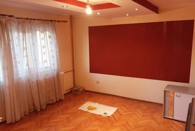 Apartament 3 camere decomandat Sagului-Dambovita - 1