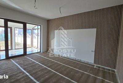 Casă cu 5 camere cu Teren 350 Mp în Ghiroda - 18