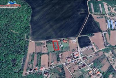 Teren de 1000 mp, în Telița - 2