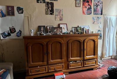 Casă cu 6 camere cu Teren 500 Mp în Central