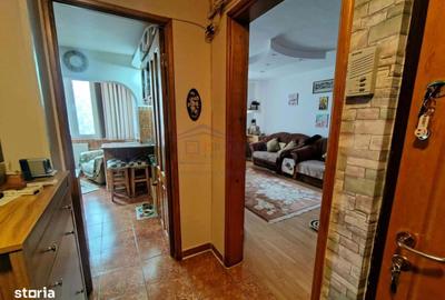 Apartament cu 3 camere decomandat în Sfântu Ilie - 1