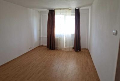 Apartament cu 2 camere decomandat în Berceni - 1