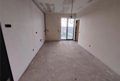 Apartament cu 2 camere semidecomandat în Moșnița Nouă - 10