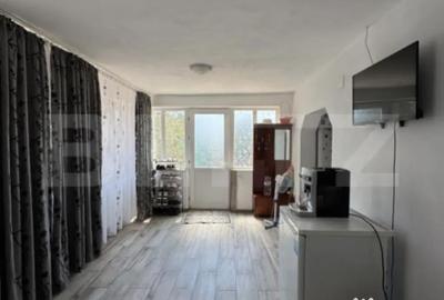 Casă cu 4 camere cu Teren 1500 Mp în Central