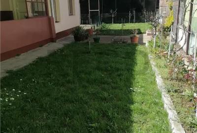 Casă cu 6 camere cu Teren 350 Mp în Central - 9