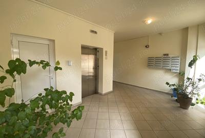 Apartament cu 3 camere decomandat în Băneasa - 3