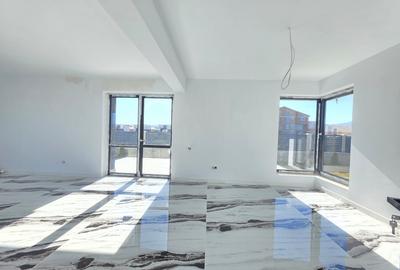 Casă individuală cu 4 camere cu Canalizare în Sânpetru - 11