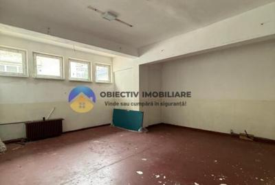 Spa?iu comercial de vanzare 300 mp, zona Mara?ei - 33